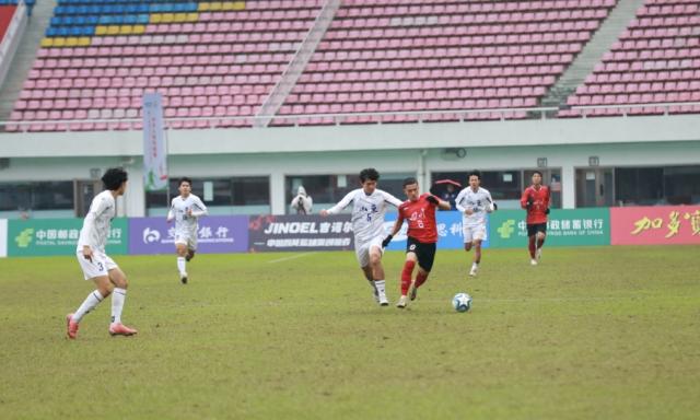 英雄联盟lol竞猜-预言成真后又说足球是圆的 殷徐再重逢深藏小九九