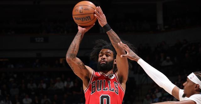 lol比赛竞猜平台-曝科比-怀特和多苏穆是截止日前频繁出现的交易讨论目标