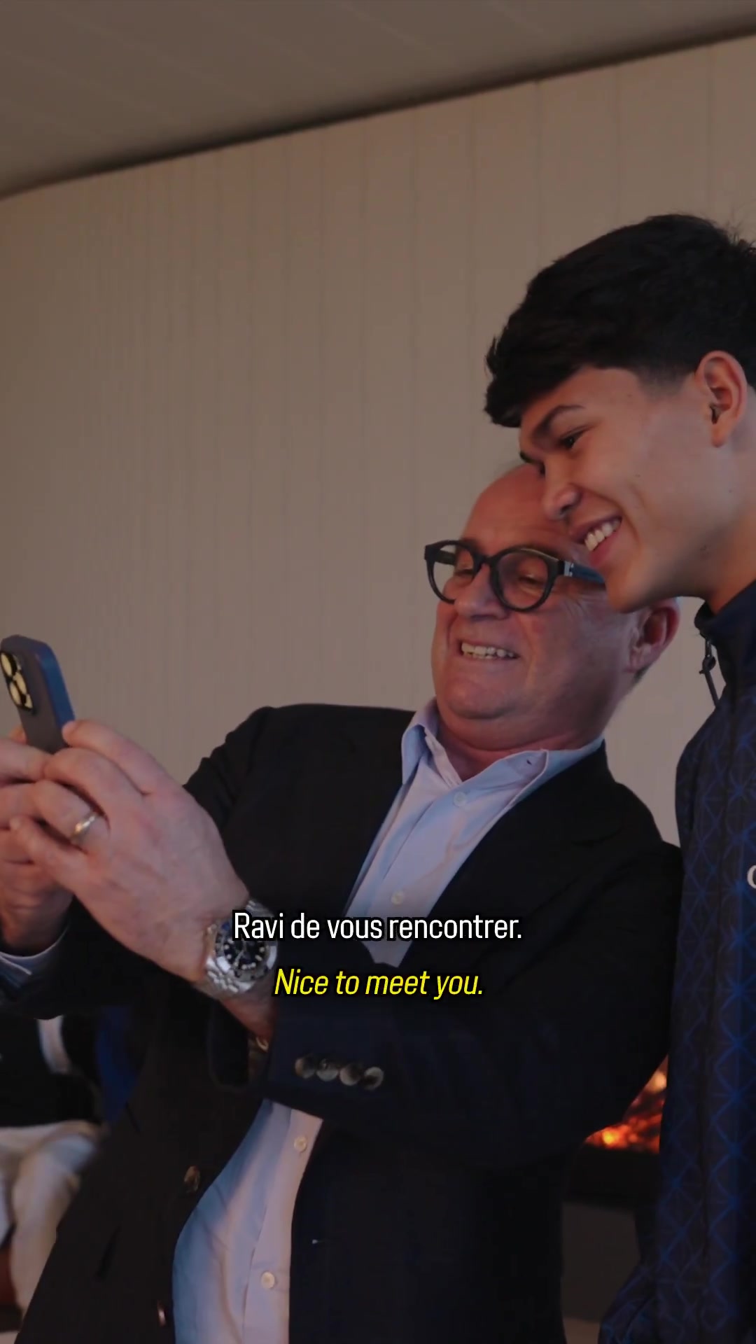 lol比赛竞猜平台-纳赛尔视频通话欢迎德罗：很期待见面，你需要努力训练专注于足球