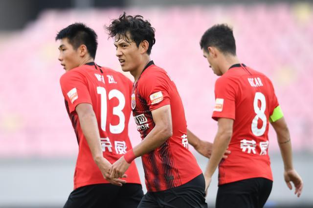 lol竞猜网站-【中超】王燊超破门于大宝头球绝平 海港1比1国安